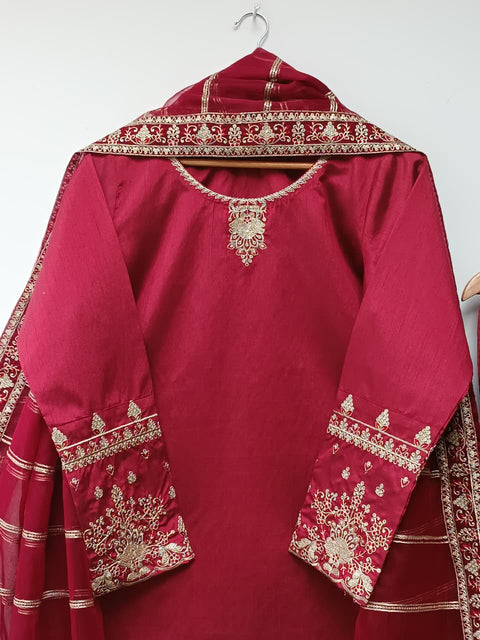 HINA (MAROON)