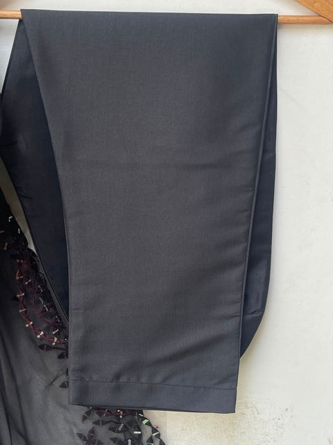 HOORAIN (BLACK)