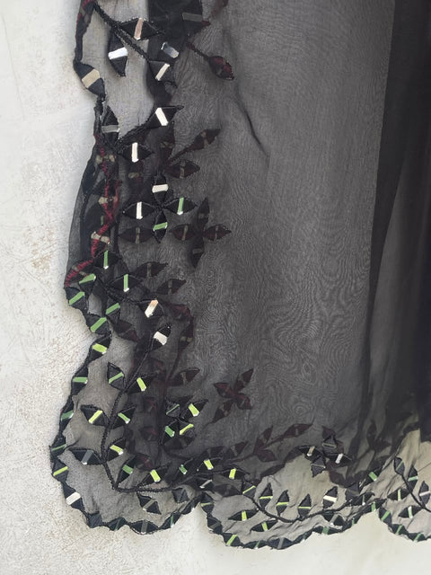 HOORAIN (BLACK)