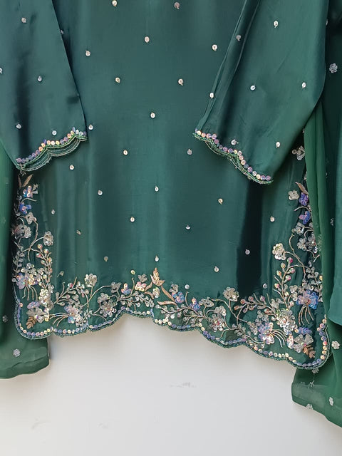 HOORIA (D GREEN)