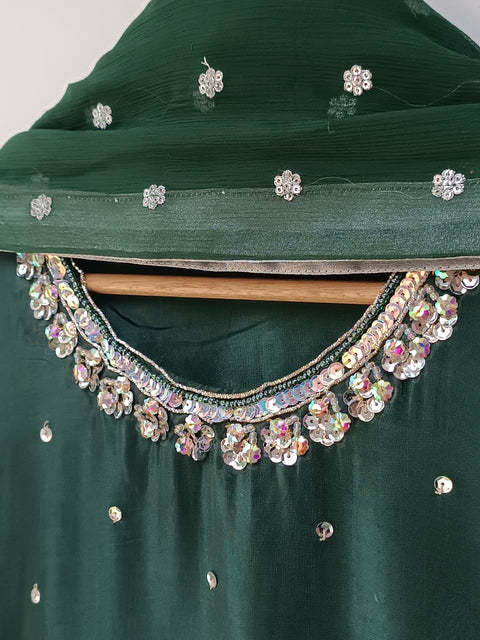 HOORIA (D GREEN)