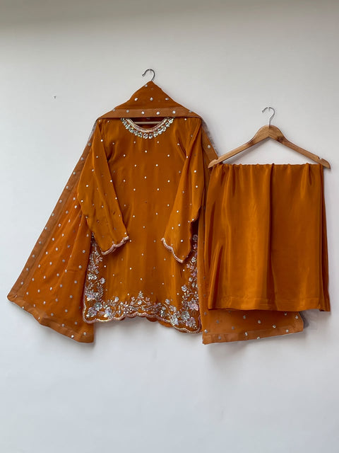 HOORIA (MUSTARD)