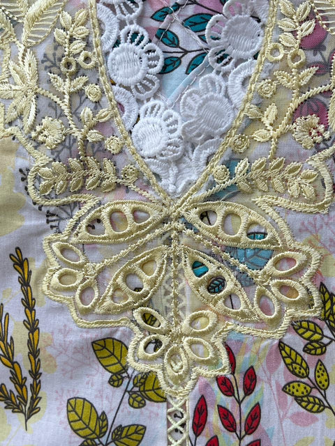 HUMAIRA (OFF WHITE)
