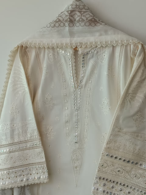 HUMA (IVORY)