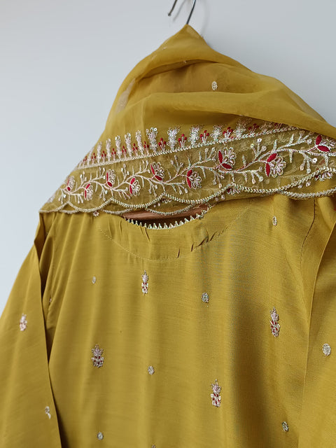 IFZA 2 (MUSTARD)