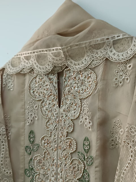 IMAN (BEIGE)