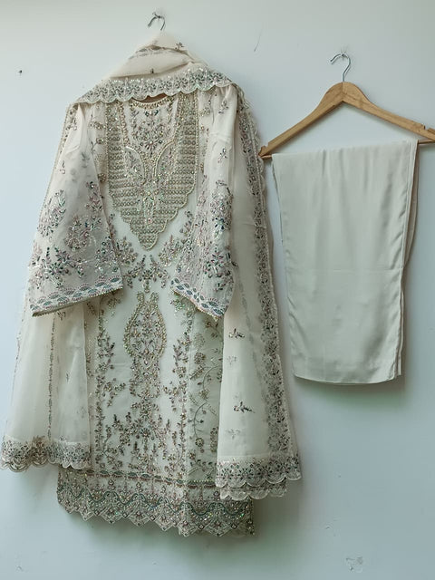 IMAN (IVORY)