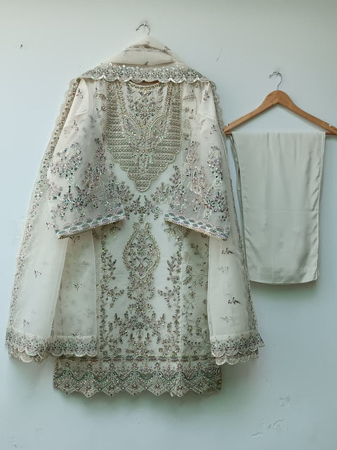 IMAN (IVORY)