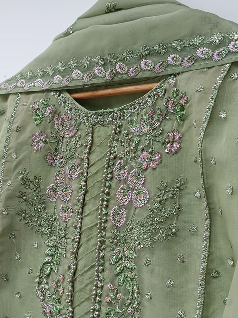 IMAN (PISTA)