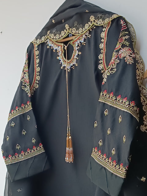 INZA (BLACK)