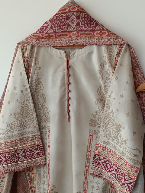 IRFANA (BEIGE)