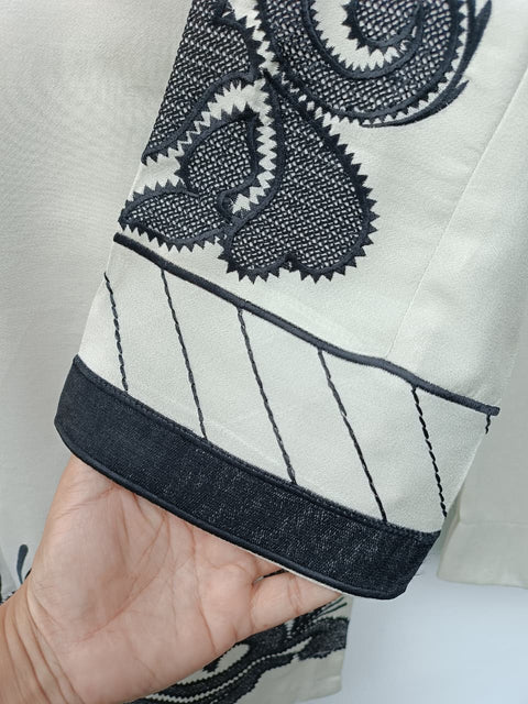 ISHAN (SKIN & BLACK)