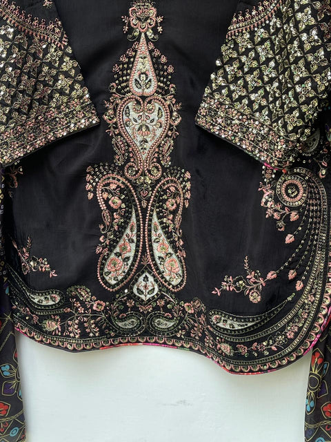 ISMAT (BLACK)