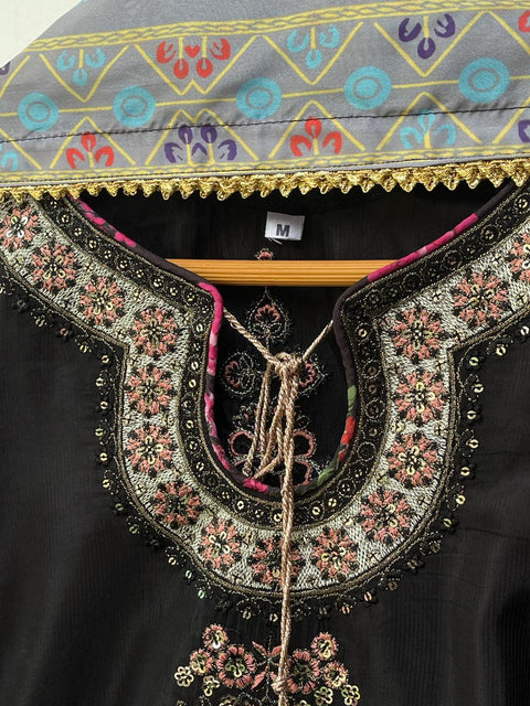ISMAT (BLACK)