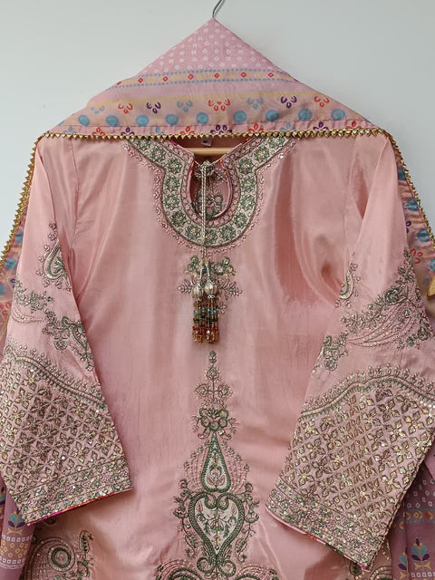 ISMAT (POWDER PINK)