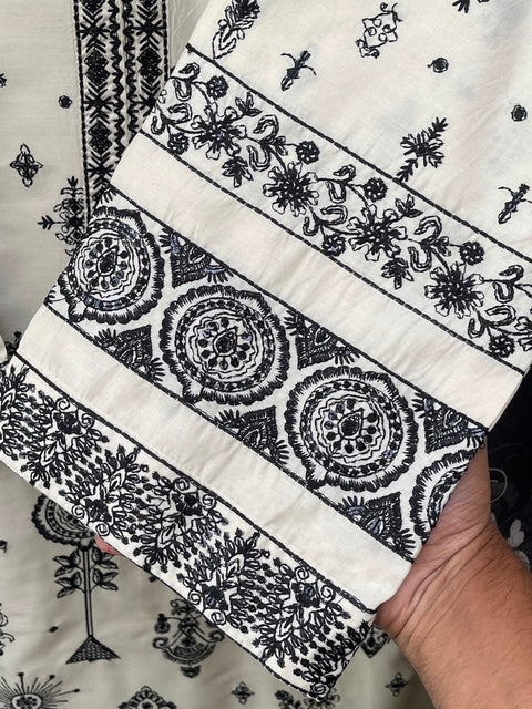 IZZAH (BEIGE)