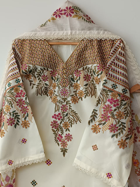 JABEEN (CREAM)