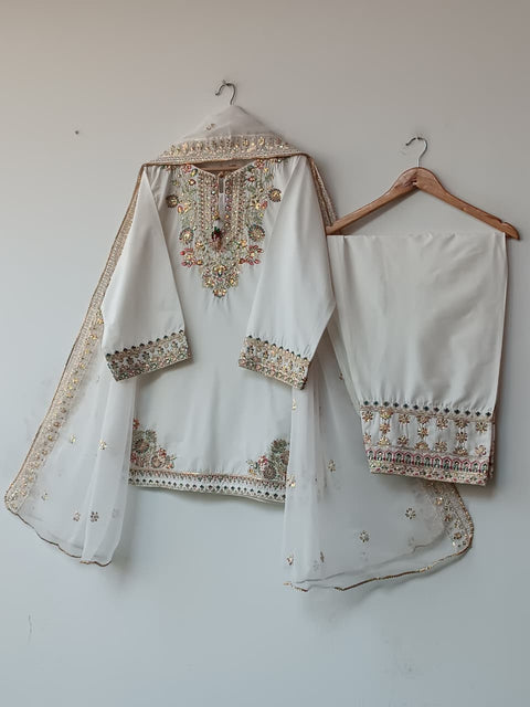 KASHISH (IVORY)