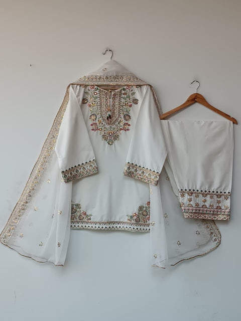 KASHISH (IVORY)