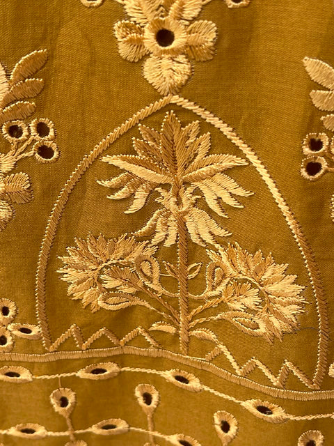 KAY (BROWN)