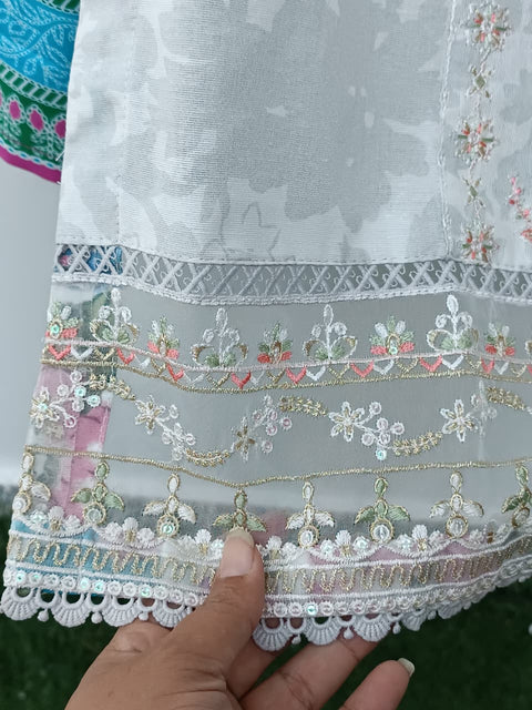 KINSLEY 3 (OFF WHITE)