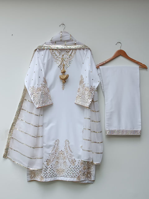 KINZA COTTON (OFF WHITE)