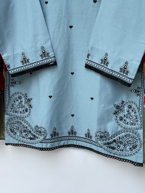 LAREZA (CYAN)