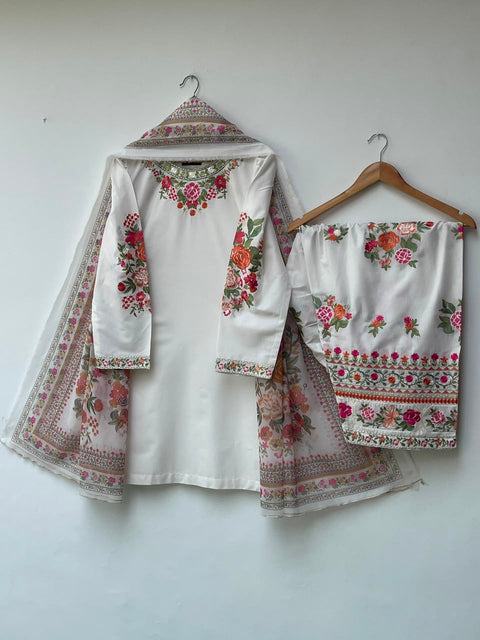 LOVEZA (IVORY)