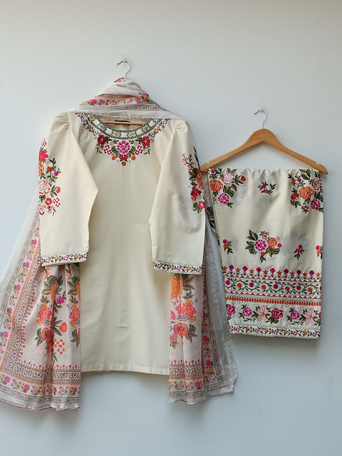 LOVEZA (IVORY)
