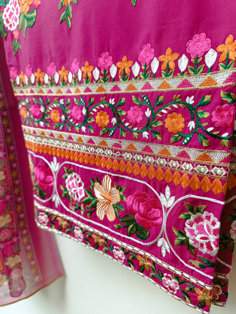 LOVEZA (MAGENTA)