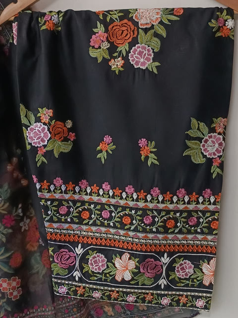 LOVEZA (BLACK)