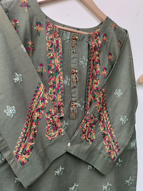 LS 3062 (MEHNDI)