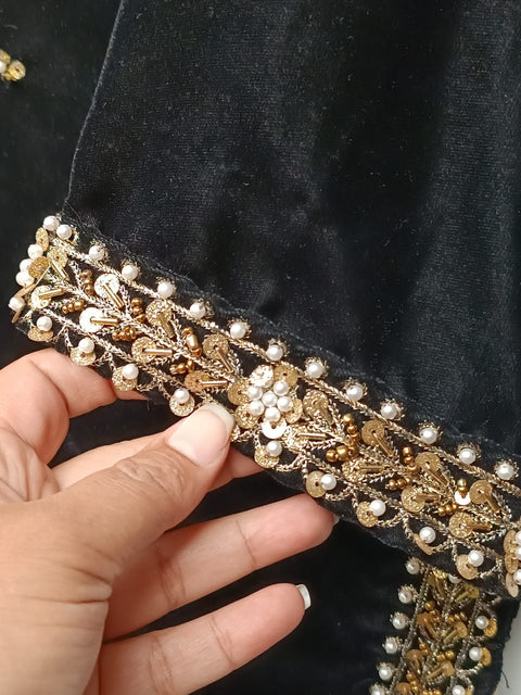 LS 4 VELVET (BLACK)