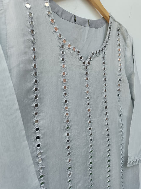 LS 5042 (GRAY)