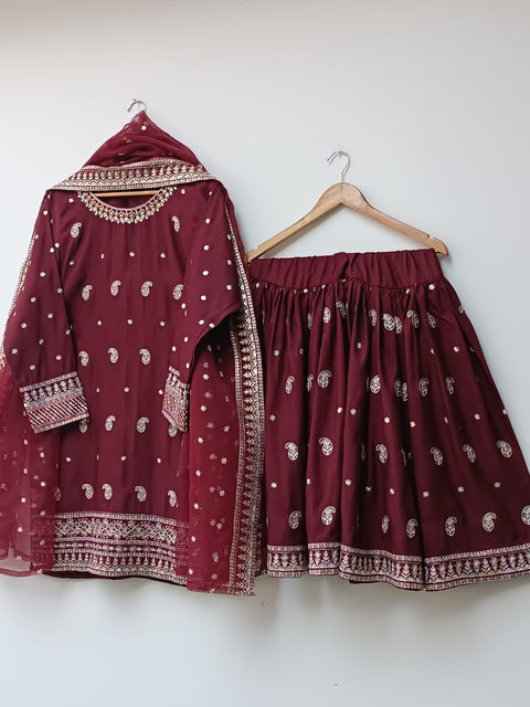MANAVI (MAROON)