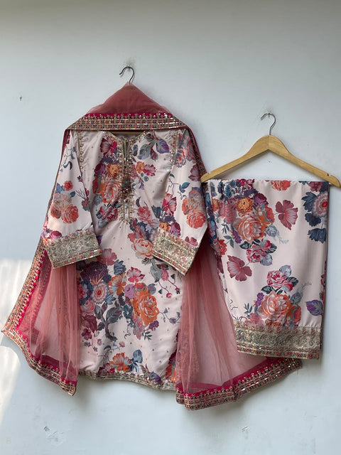 MOMAL (BEIGE)
