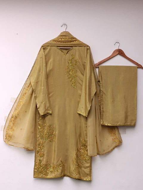 MONA (YELLOW CREAM)