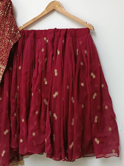 MUNEEZA (MAROON)