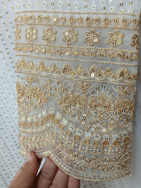 MUNEEZA (OFF WHITE)