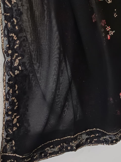 MUNTAHA (BLACK)