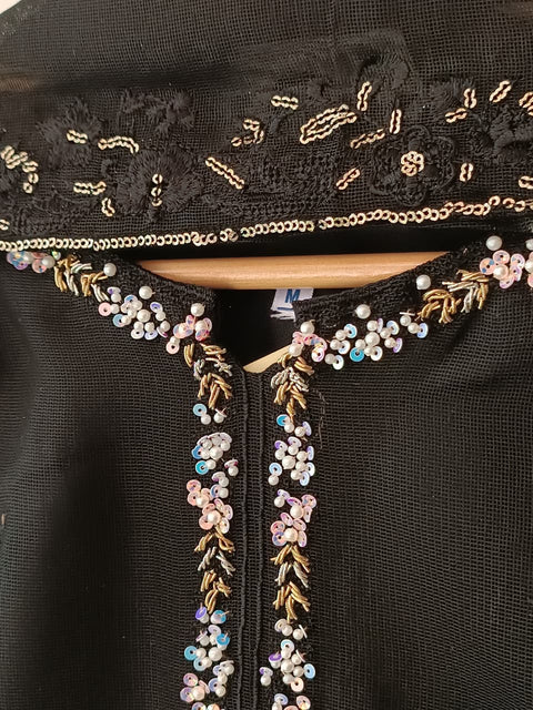 MUNTAHA (BLACK)