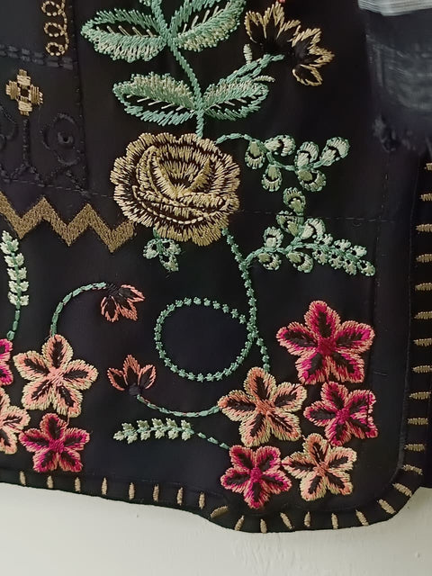 MUZNA (BLACK)