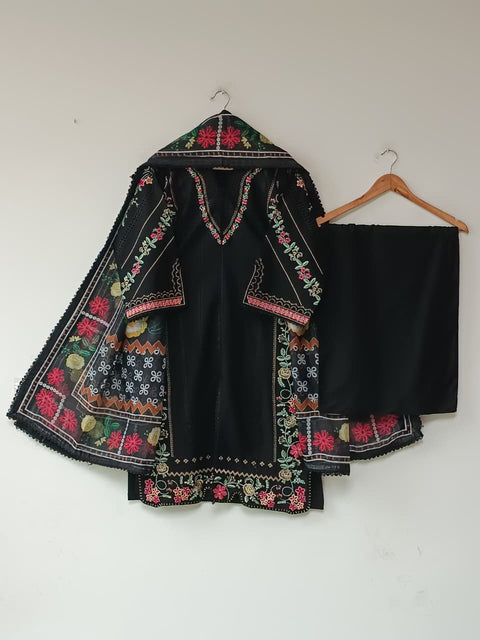 MUZNA (BLACK)