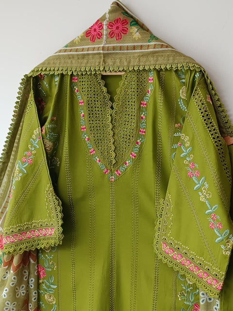 MUZNA (MEHNDI)