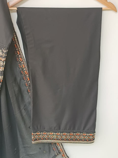 NABILA COTTON (BLACK)