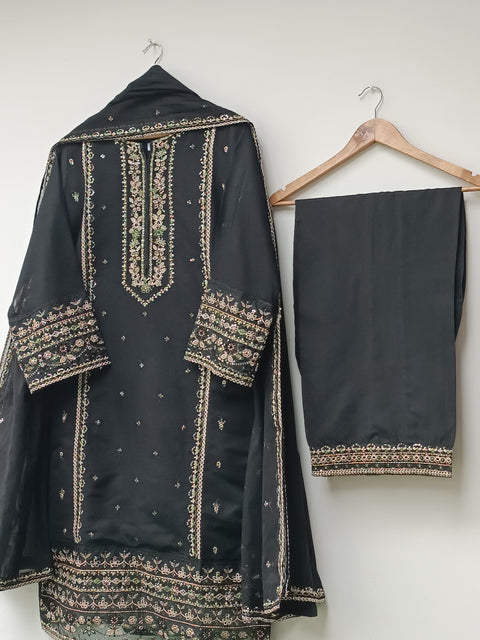 NABILA KHADI (BLACK)