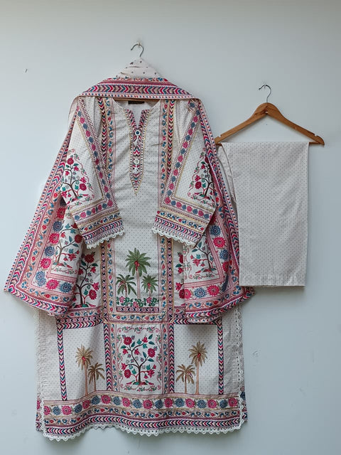 NADAAN (OFF WHITE)