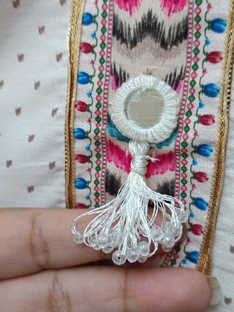 NADAAN (OFF WHITE)