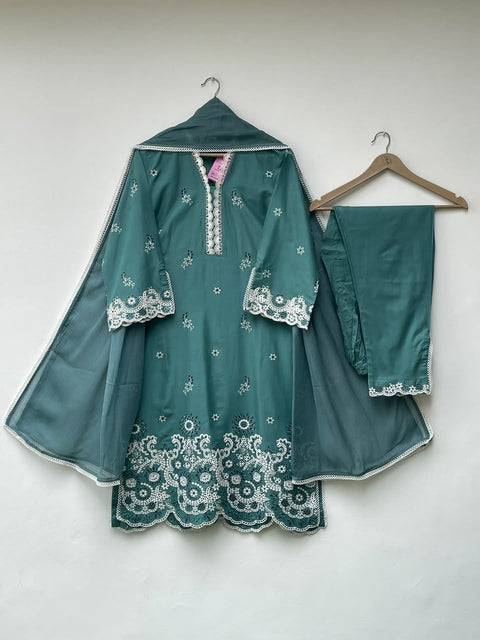 NAILA (AQUA)