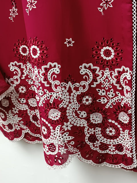 NAILA (MAROON)